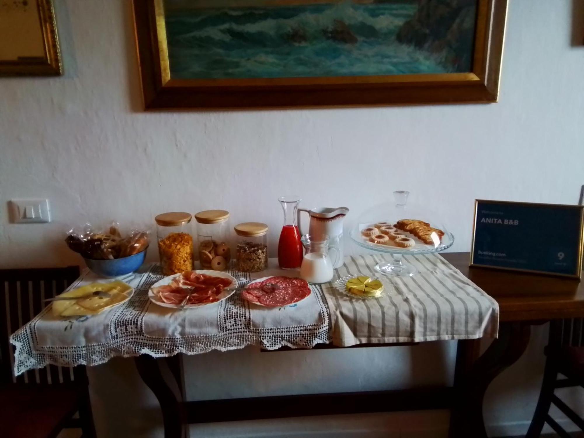 Anita B&B Uscio Bagian luar foto